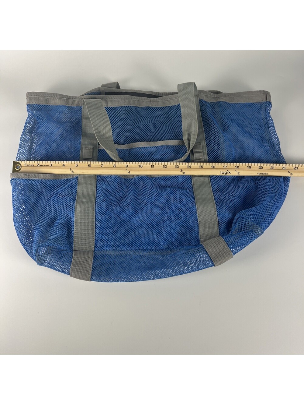 Blue Mesh Light Weight Zip Pocket Beach Tote Bag 22x17 Inches - Picture 10 of 11